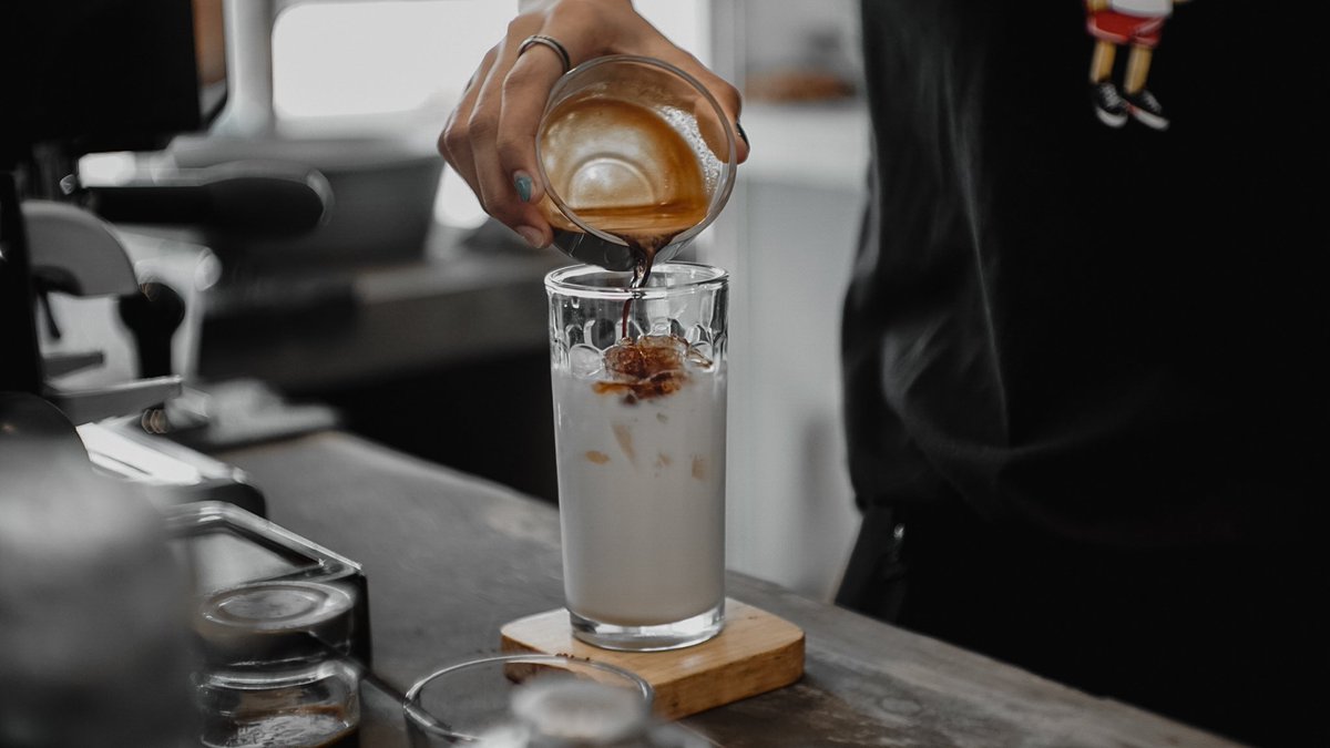 avinitycoffee's tweet photo. Our new vibes, gas ke Avinity Coffee Roastery

Ig: avinitycoffee
Maps: Avinity Coffee Roastery https://t.co/tLrb5NVThv