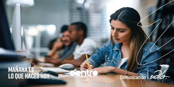 ComunicaUDLA's tweet photo. Estefanía Garrido, parte de la DIRCOM en la Empresa Eléctrica UIO. Dio una charla a estudiantes de Comunicación y abordó temas de su trayectoria, seguimiento en redes y beneficios de un equipo unido.

Juntos hacemos que las cosas pasen 
#ComUDLA #SomosLaMejorCarrera #AmoLoQueHago https://t.co/rptjrlZnn8