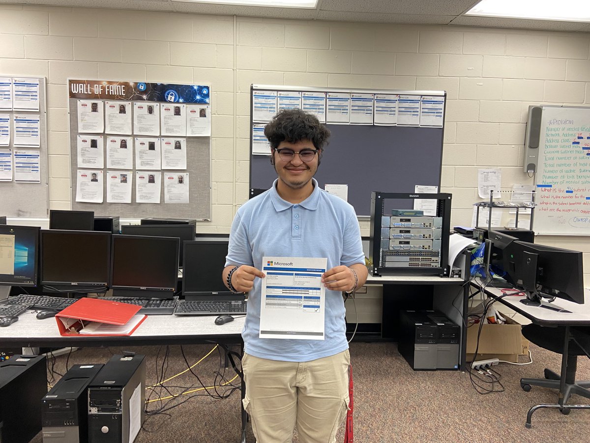 OsceolaCTE's tweet photo. Our CTE students are continuing to earn their industry certifications! #CTErriffic job to our full-time and dual-enrolled students at oTECH for passing the Microsoft's 98-367: MTA: Security Fundamentals certification.
#weareoTECH #skillupOsceola https://t.co/Q2qlGObhki