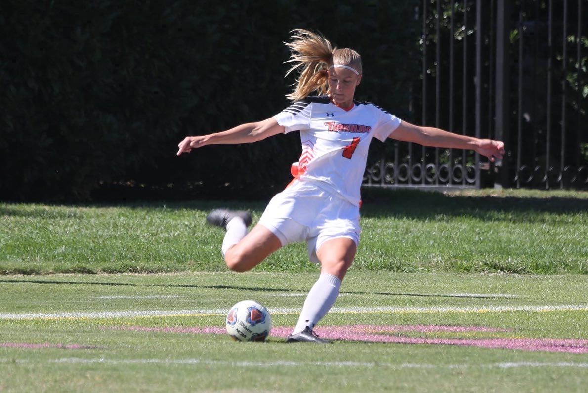Last week we hosted our own team awards🏆:

- Henderson Playmaker Award: Bailey Bylotas
- Barron Offensive MVP: Brianna Garcia
- Team Spirit Award: Brianna Oats
- Defensive MVP: Yvette Raaijen

Congratulations ladies 👏🔝