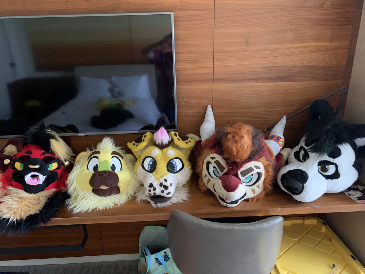 Hula_BarkShark's tweet photo. Oh yeah I went to FWA lol 
It was very fun and I hope to go back next year ^^ https://t.co/DVCCmEYxpU