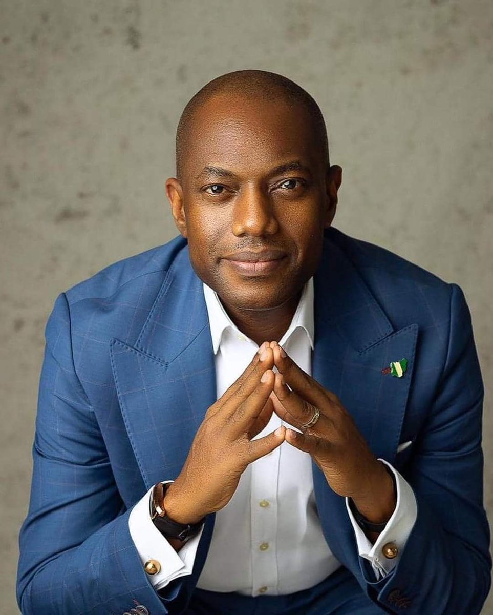 timsolu's tweet photo. #WorldFDday
It's another time to celebrate amazing @feladurotoye at 51. I could not forget  those one-on-one moments with you in different cities. Thank for the impact you continue to make in my life and others. 
Happy Birthday #FD https://t.co/A9AOs7tz2b