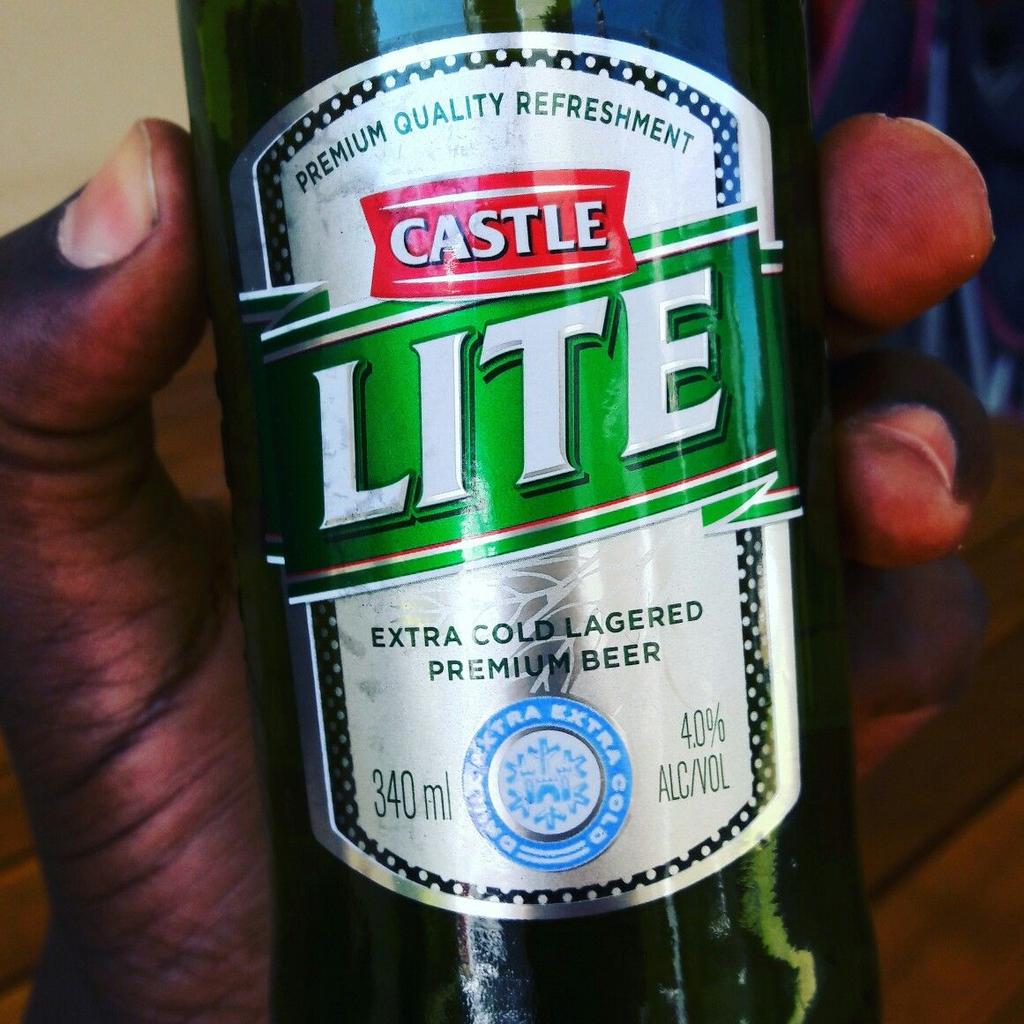 BulawayoBars's tweet photo. Get the best Ice Cold Beers at the Cafe Baku..situated at the Bulawayo Center. #coldbeers #thebars #cafebaku https://t.co/ipjHZapbeY