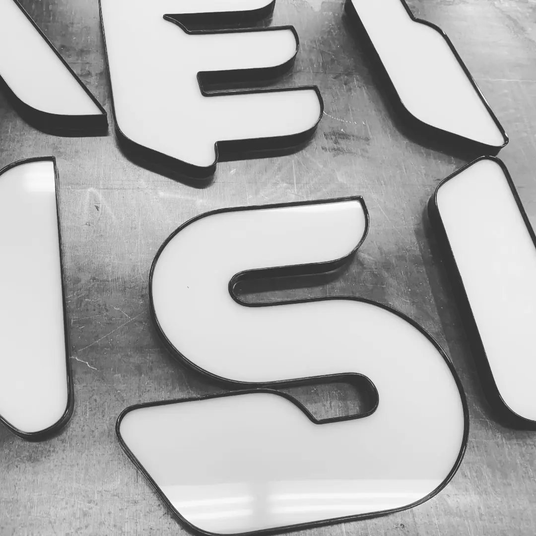 WestmountSigns's tweet photo. Working on an exterior sign carrier with LED illuminated channel letters. Coming soon to @blackstonecondo
💅🏼
#enails #nailsalon #wrawesome #channelletters #exteriorsigns #productionlife #fabrication #beautysalons #blackandwhitephoto #signmaker https://t.co/i5WobtuDiK