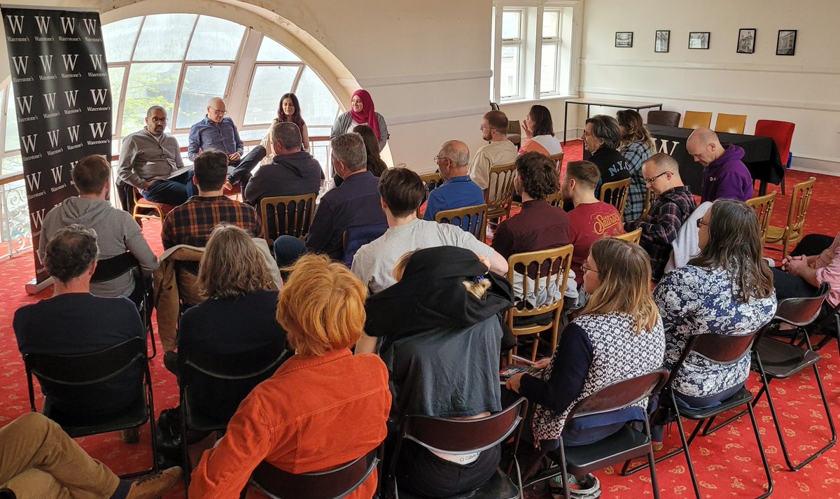swanseastones's tweet photo. Our #WelshPlural event is underway!

@rapclassroom is in conversation with @Hananiscreative, @martinjohnes and @Durre_Shahwar.

Thanks to @RepeaterBooks for setting it up with us!

Running late? Don't worry - just head up to the top floor. https://t.co/4OEYP1ylQb