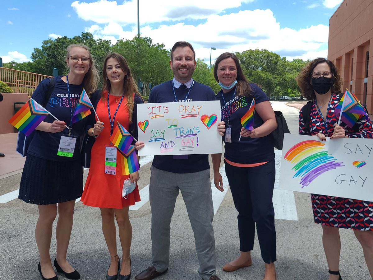 AmerGeriatrics's tweet photo. #WeSayGay Rally at #AGS22.

Please consider making a donation to help protect LGBTQ individuals. #ThisIsGeriatrics 

Donate here: https://t.co/QkiuBs0aii https://t.co/P11Vs8tjmR