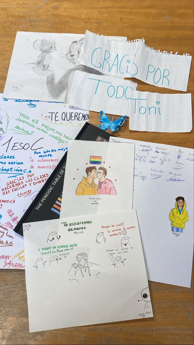 MeImportaPero's tweet photo. cuando ha terminado la clase he ido al baño a llorar nsjsjsjaj https://t.co/pLz9tufiet