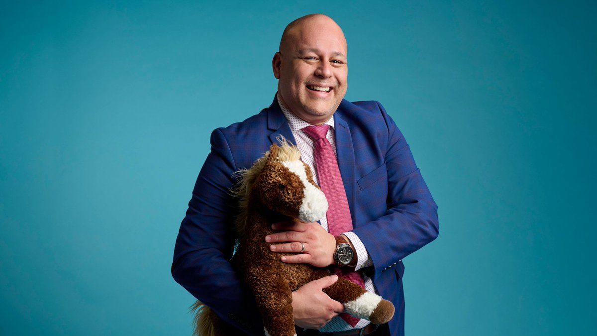 dallasschools's tweet photo. Congratulations to our 2021-2022 Elementary Principal of the Year, Antonio Verduzco, from B.H. Macon Elementary School!

@FutureofDallas_  @reliantenergy
#DallasISDEdyAwards2022 #DallasISDPOY https://t.co/ipqxi4iti6