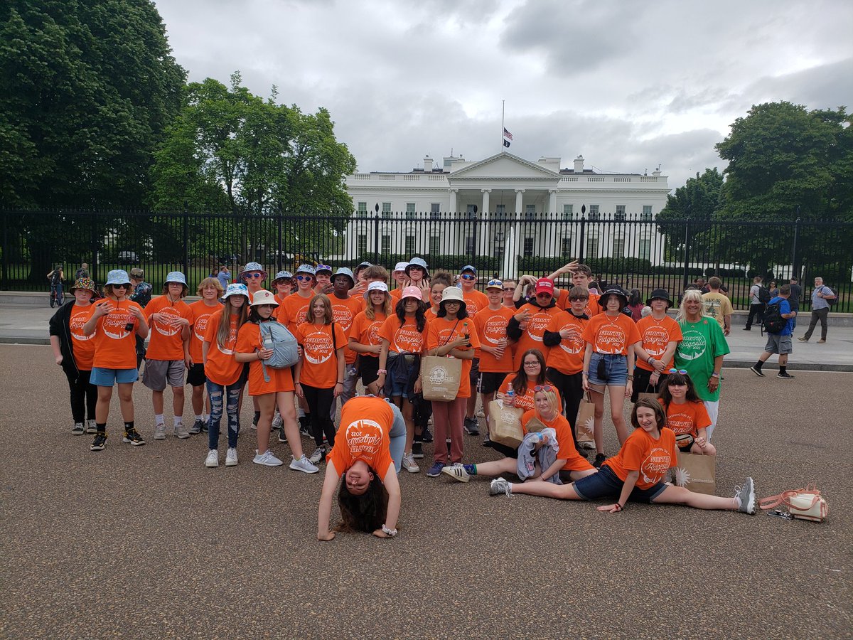 MrsNRRoth's tweet photo. When you are lucky 🍀 enough to ride Mr Hase's bus, you get the most bang for your buck...which equates to *a few* extra steps 👣 We swung by Ford's Theater "on the way" to the #whitehouse. @nrmsdc #coolbus #NRtoDC2022 https://t.co/2VALFUtLXr