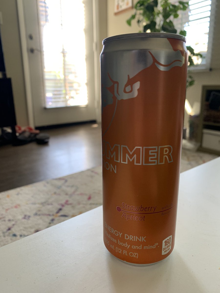AnabelJuco's tweet photo. @simssav Let’s go! Awwyuh awwyuh 🍓☀️@redbull #summeredition https://t.co/bXWfxbVwnx