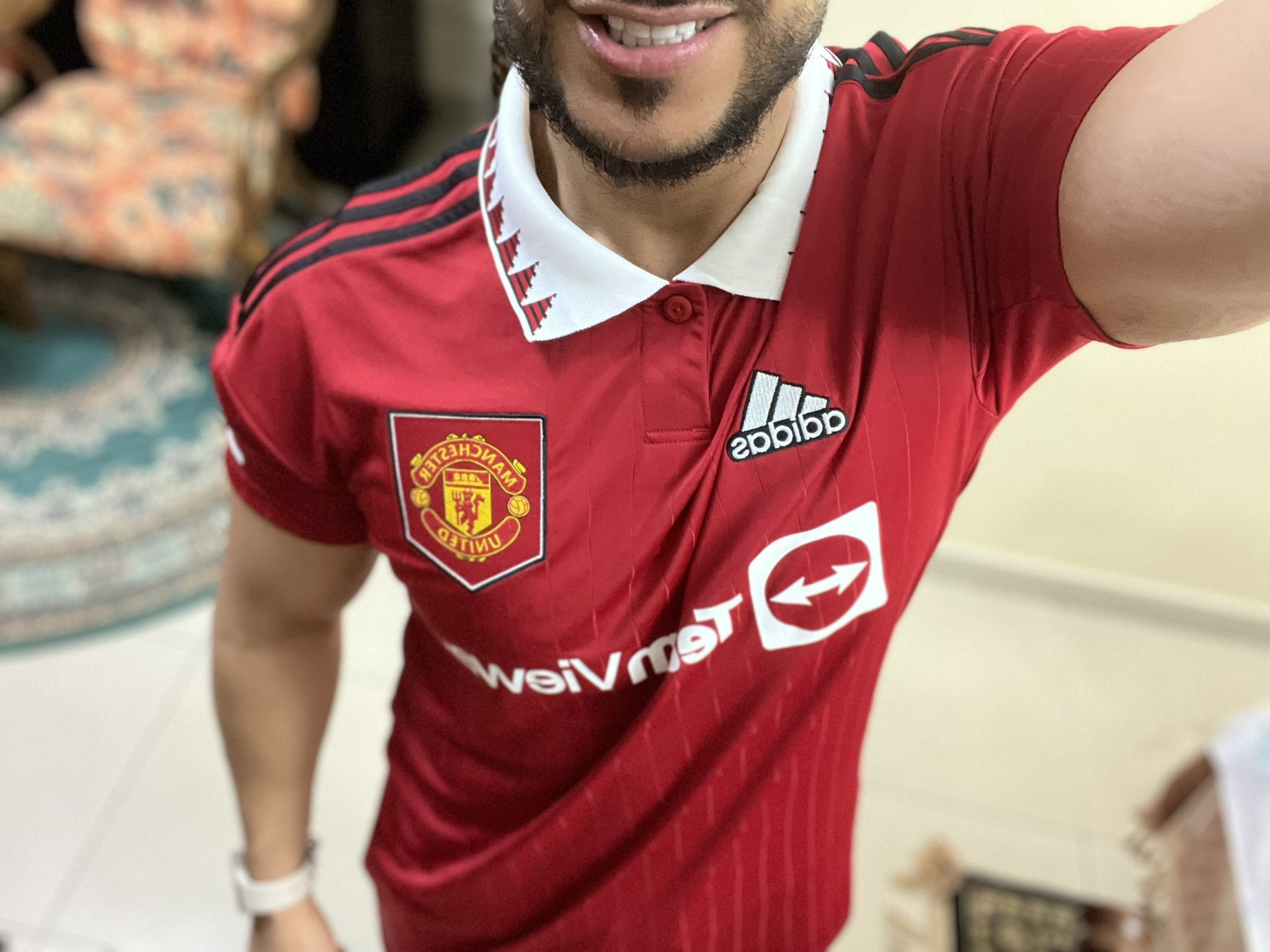 manchester united home shirt 2022