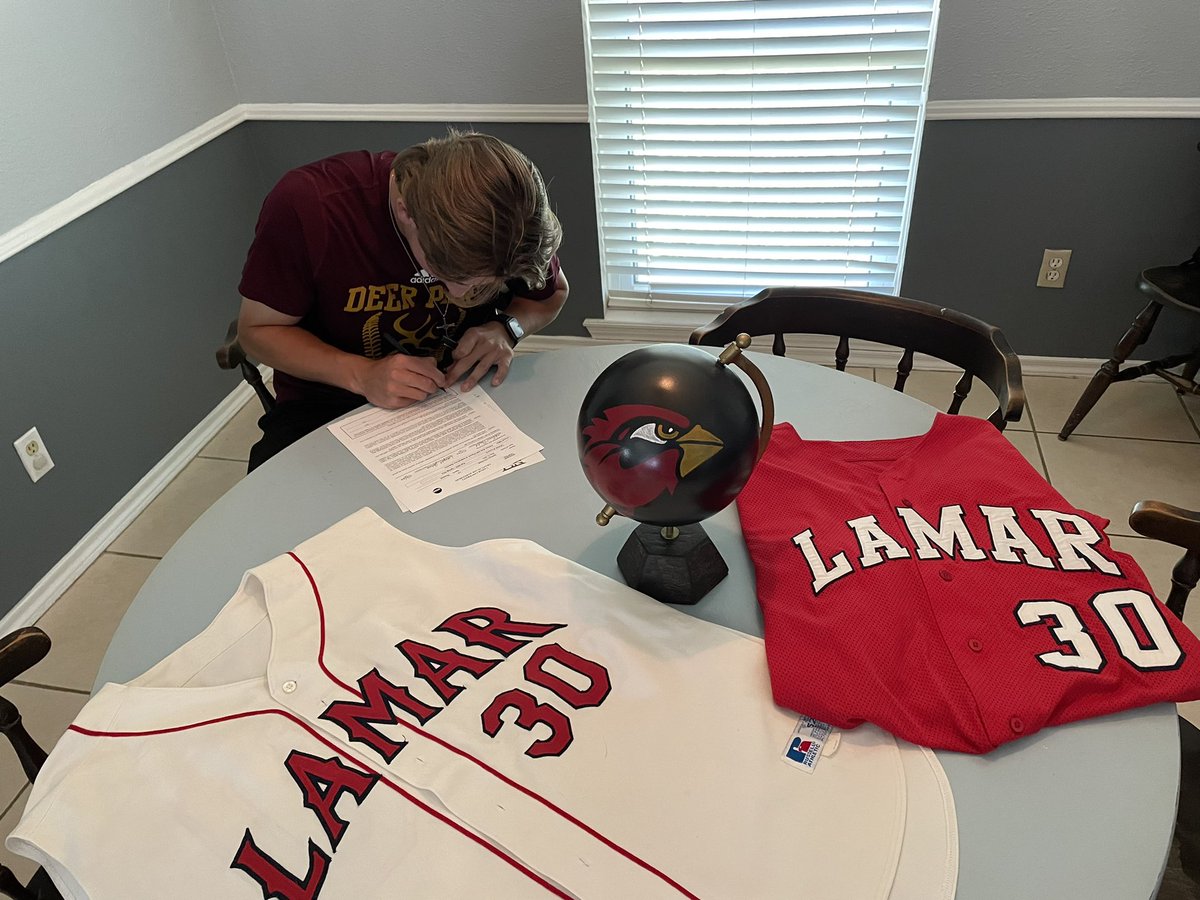 JCleveland2020's tweet photo. I am excited to be continuing my baseball and academic journey @Lamar_Baseball a huge thank you to @WillDavis44 @snedeker33 @CoachHat10 I also would like to thank @NctcBaseball for everything &amp;I look forward to being a Cardinal!  @Deer_Baseball @Houston_Heat https://t.co/agL9DgdOwh