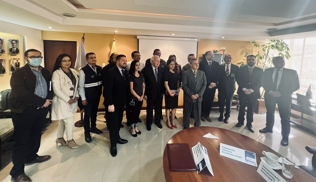 Reunión del Comité Nacional de Facilitación del Transporte Aéreo Internacional liderada por el Brig. (SP) William Birkett como Director General de la <a href="/DGAC_Ecuador/">DGAC Ecuador (DAC)</a> con diversos delegados del sector privado y público con miras a mejorar los procesos de Inadmisión <a href="/DentonsPh/">Dentons Paz Horowitz</a>