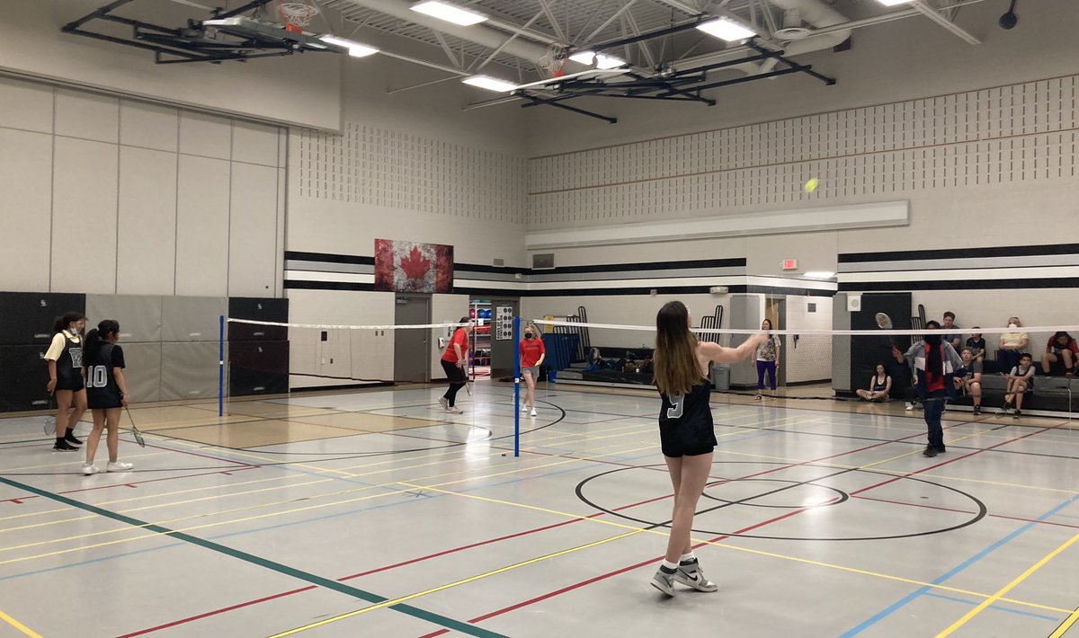 mrpillonsclass's tweet photo. @janet_bosnjak @teach_terri @GlenwoodGriffin @gecdsbpro Thanks for joining us. @WestgateWolves appreciate the Griffin’s sportsmanship and skill. https://t.co/U5bwqn6Z2h