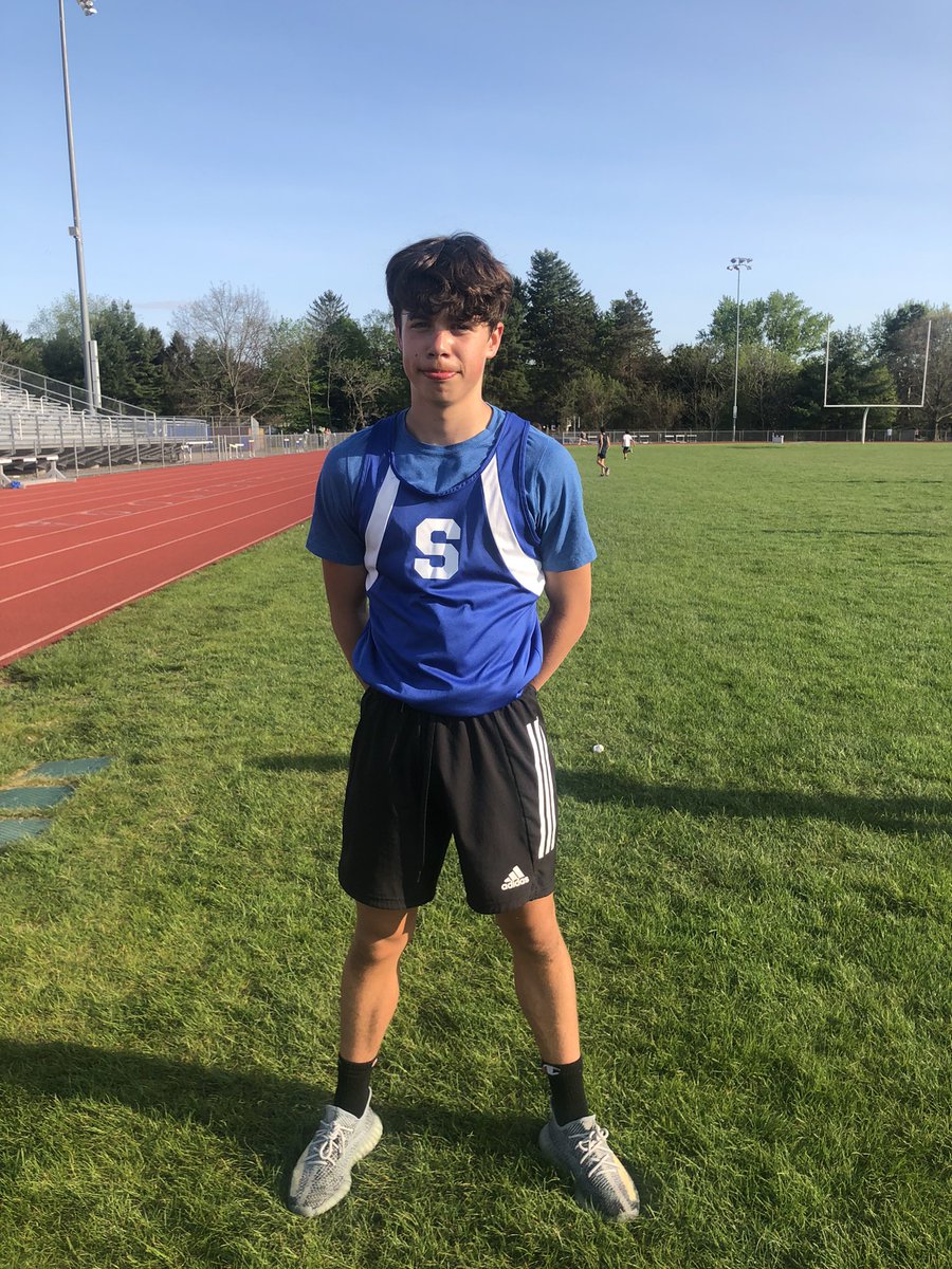 Griffin Ryan is on 🔥 🔥 New Modified School record in the 800m with a 2:16! The future is bright!