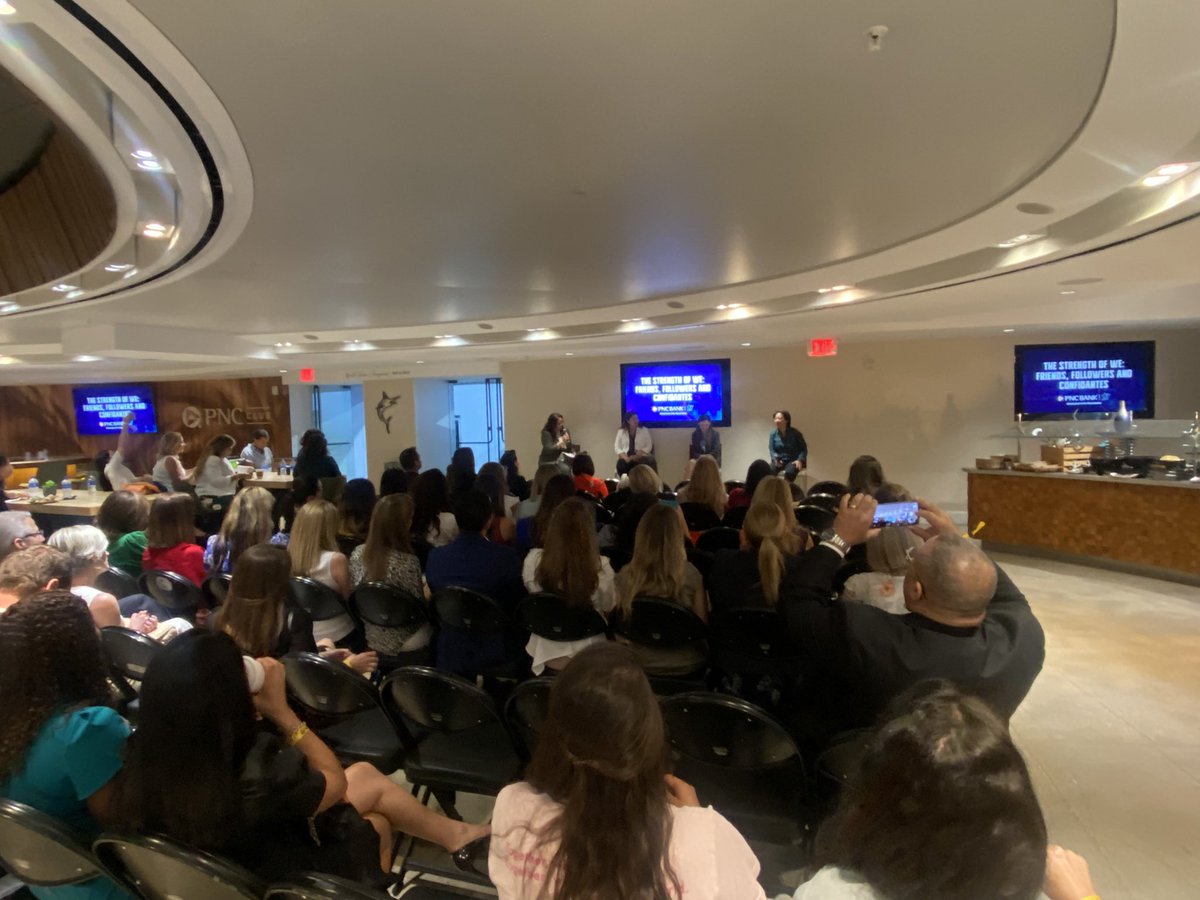 SandraPeeblesTV's tweet photo. An afternoon with @PNCBank &amp; @Marlins  female executives discussing  #financialequity 
PNC’s #Project257 Accelerating Women’s Financial Equity. It will take 257 years for women to catch up to men economically.  💵 Time to level up ladies! 🙌🏻 🤑@ZorayaSuarezPNC https://t.co/wYmy1iTCcN