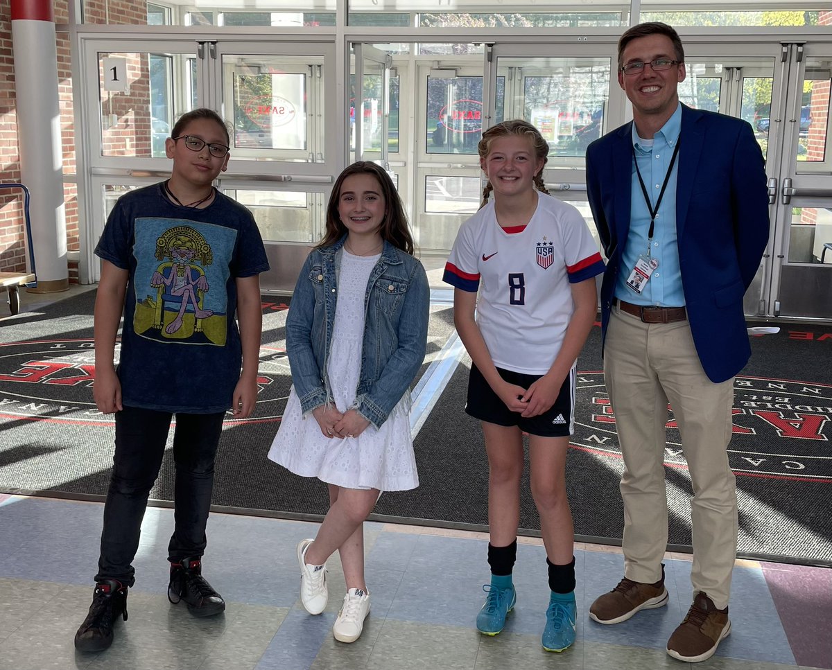 JAdams7532's tweet image. Proud of our 6th grade students who presented to 5th grade parents during the 5-6 Transition Night @SaxeMS from their perspective.