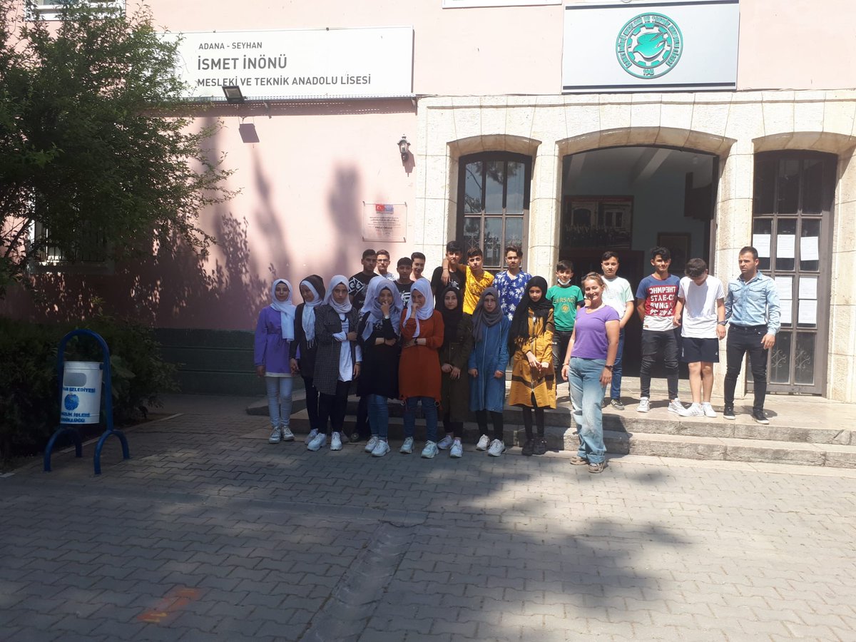 Barbaros Ortaokulu okulumuza ziyarette bulundular.