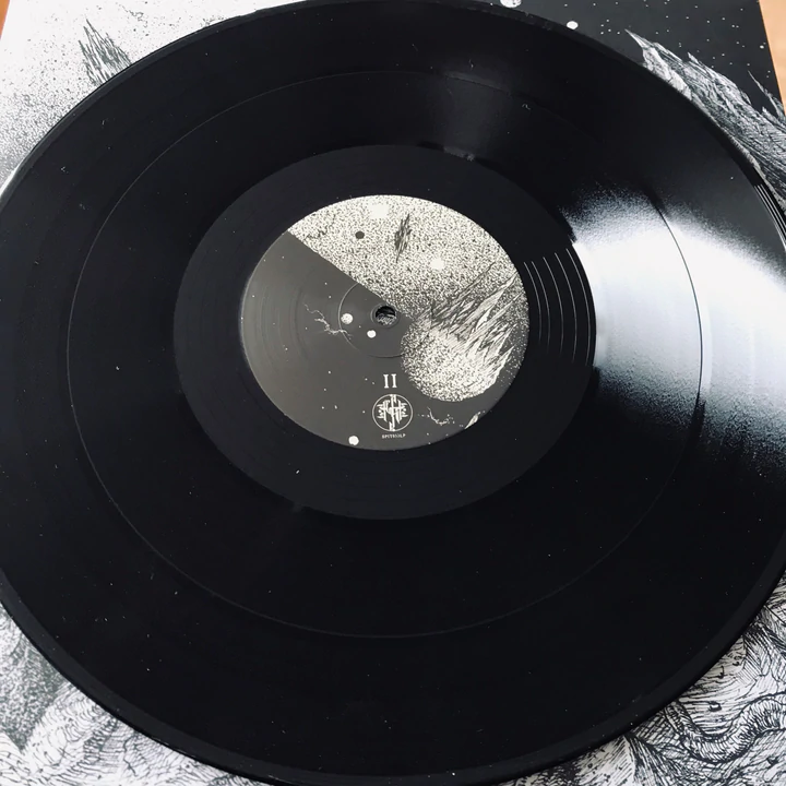 MeteorGem's tweet photo. METEOR FEATURE:
DEVOID OF THOUGHT - OUTER WORLD GRAVES
Chunky, psychedelic and entrancing riffs really make their place known in this sci-fi death themed genre.
(FFO: Blood Incantation, Time Ghoul, Cavurn)
https://t.co/GLkG6xNpEo
#devoidofthought #everlastingspew #deathmetal https://t.co/PnqMnuTW4R