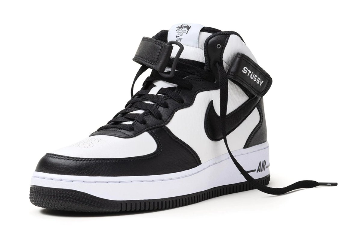 SOLELINKS's tweet photo. 📝 Stussy &amp; Nike Air Force 1 Mid Collection dropping tomorrow (5/13) at 10am PT/1pm ET => https://t.co/1lO6CQB43u https://t.co/r3mEqbCC2h