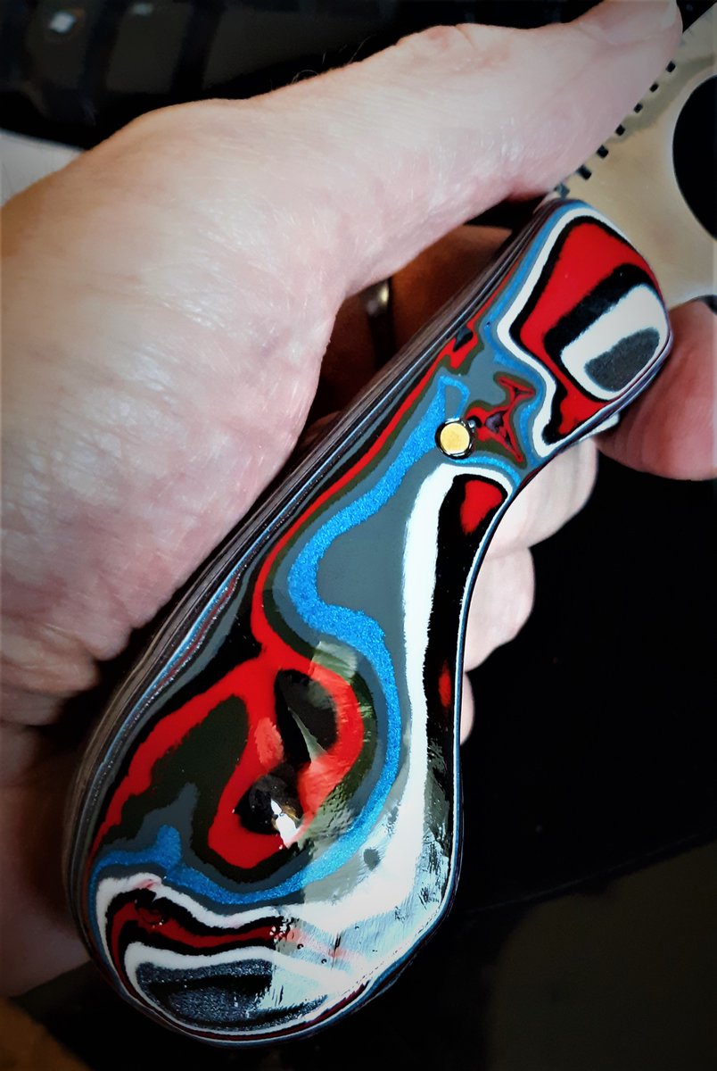 ZenfinityDesign's tweet photo. Hideously Appealing. 7.5" OA 1990s Ford Mustang Fordite Handle. BOOM. One-Of-A-Kind. DM for offers or questions. https://t.co/TTCZhJIjfR