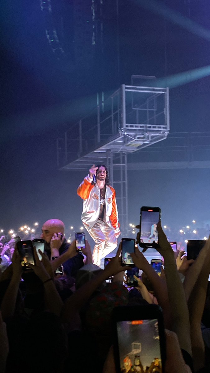 bastos7luca's tweet photo. meilleur jour de ma vie🫀                     #PNLTOUR2022 https://t.co/34FfT78WqQ