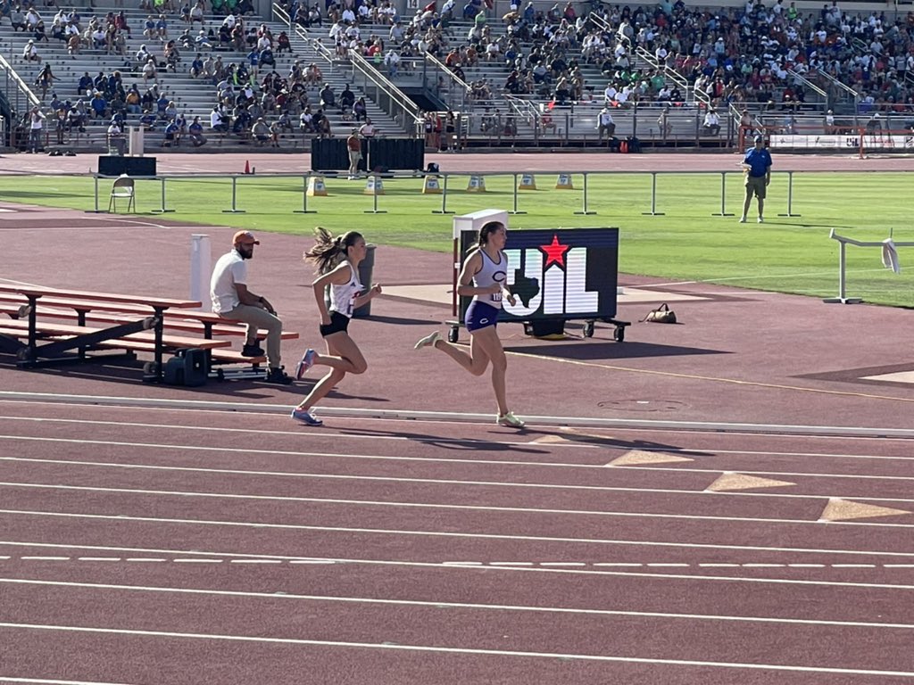FredTrack's tweet photo. #FbgGTrack22 sophomore Taylor Grona is your UIL 4A Girls 800m State Runner-Up with a 2:16.41. 8points for the team and moving up from bronze last year! #Strive https://t.co/GCAAOp0diO