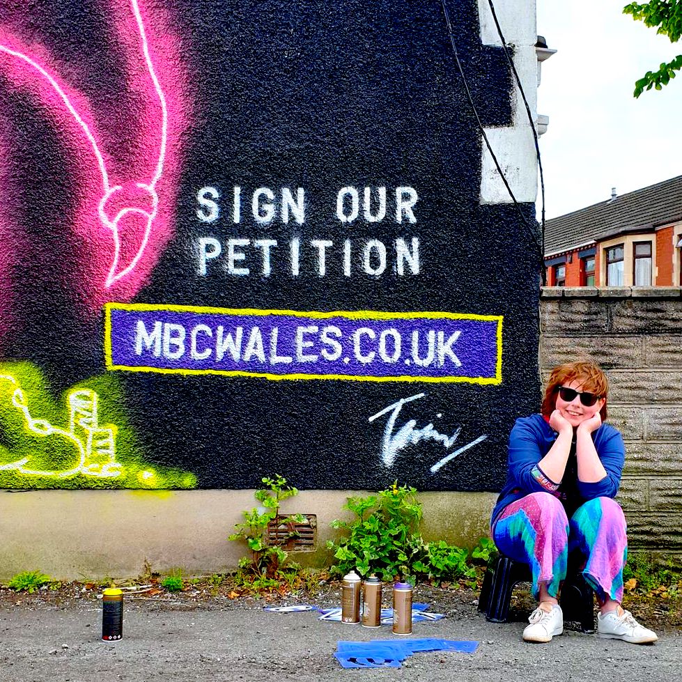 TassiaHaines's tweet photo. The BIG petition is LIVE. 
Simple - Sign, Verify and Share, Share, and CHER alike! Don't care who you are or where you live. If you like life, I do to, so gimme 2 mins... 
I painted a fucking dragon for this... gimme your signature PLEASEEEEEE!
https://t.co/wGh382tWpl

@metupuk https://t.co/SgSsTPSbuw