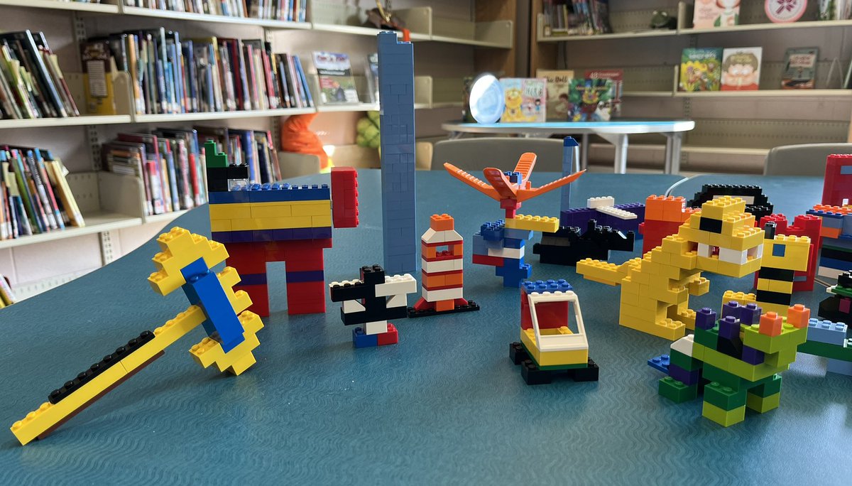 kkfielding's tweet photo. It started with a couple of student creations displayed on the counter. Every day a few new additions would appear. I no longer have any spare counter space. Students inspiring each other  - love it!! https://t.co/d9qrG3DkEt