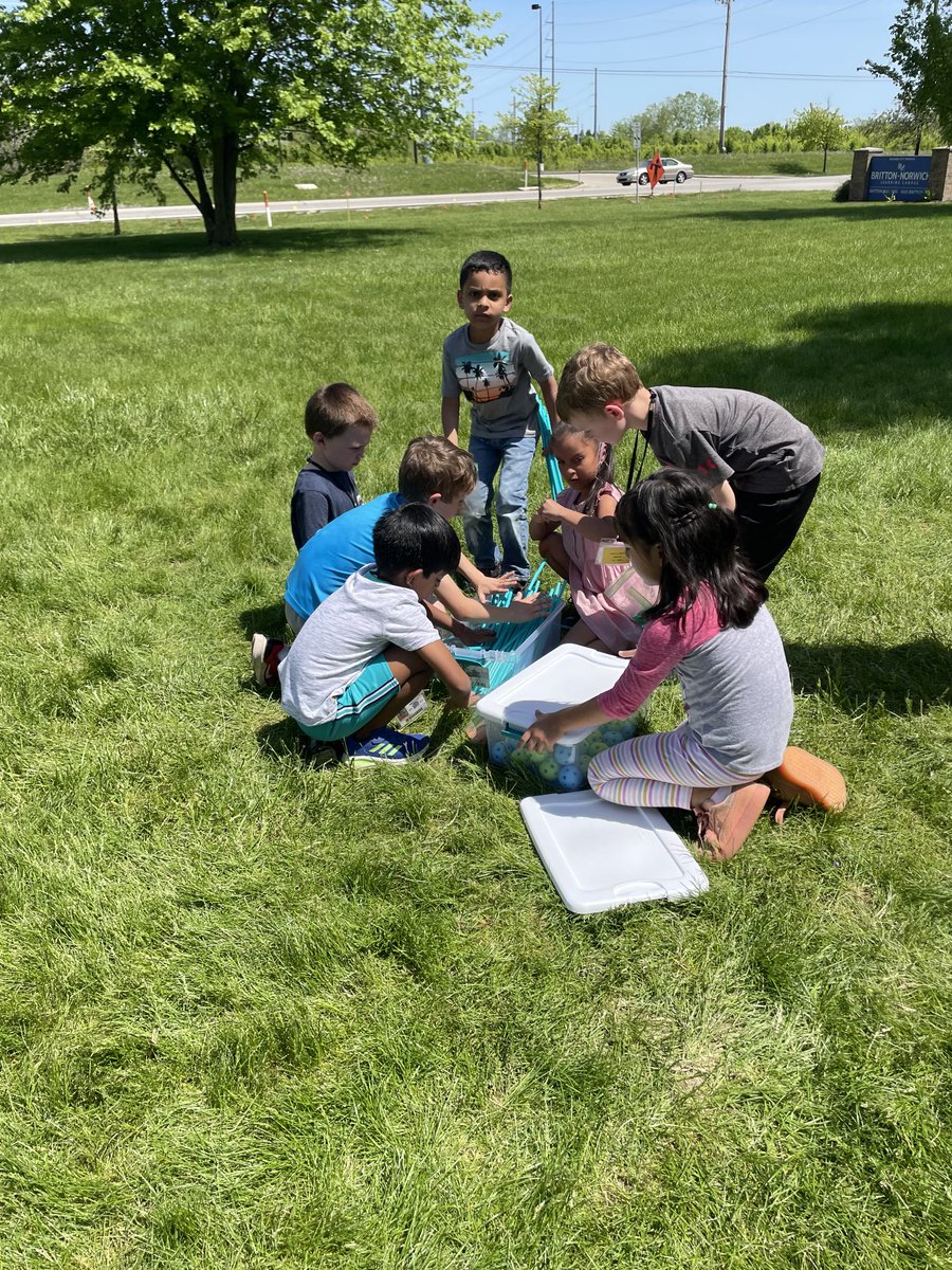 Emily_Kelly25's tweet photo. IDC blowout fun! ⁦@BNLC_HCSD⁩ https://t.co/xxoAt2rnWn