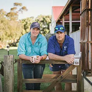 How do women and men farmers differ when it comes to farm management? Check out the findings from the farm survey in the North Central Victoria and Eyre Peninsula in South Australia. #womenfarmer @ag_eyre @SCUonline @CharlesSturtUni buff.ly/3LVAx6P