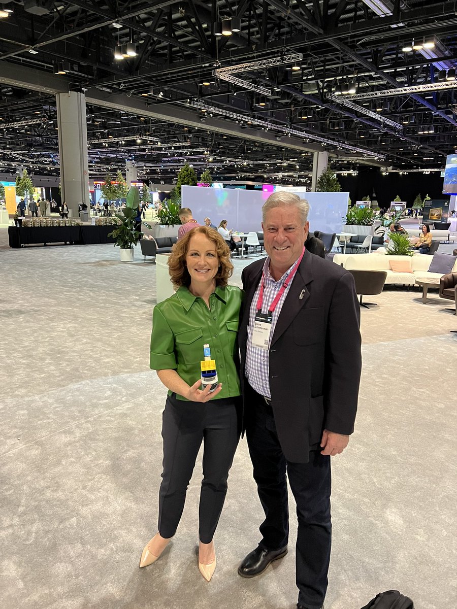 julwhite's tweet photo. #SAPSapphireOrlando is a wrap! Much appreciation to the @sap community who joined us in person and online this week. For me, it was defined by insightful conversations, meaningful connection, and joyful celebration. #SAPSapphire now goes on tour around the globe. https://t.co/svdYImQYls