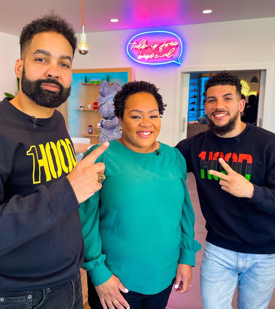jasiri_x's tweet photo. Had the honor of speaking with the great @Yamiche Monday about how we engage our community in the political process. S/O to our whole team at @1hoodpower! Hope to see y’all at our People, Politics, and Power Popup this Saturday #1hood https://t.co/WdAnRPfLFf
