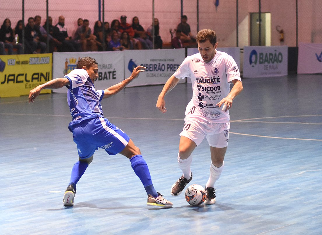 taubatefutsal's tweet photo. CLICKS DO JOGO! Confira algumas imagens do primeiro tempo do duelo entre Taubaté Umbro Futsal e Barão de Mauá/Futsal Ribeirão. ⚪️🔵
📸 Renato Antunes | Agência Maxxsports
#TaubateFutsal #Umbro #VaiTaubaté #CopadaLPF #LPF2022 #futsal https://t.co/hTX5oHjjra