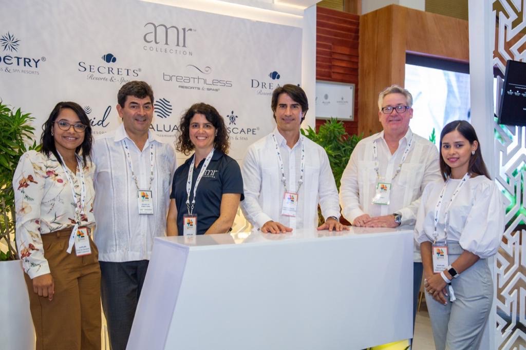 AReynal's tweet photo. Today we celebrated the groundbreaking of Secrets® Tides Punta Cana during DATE. Thanks Alvaro Peña for your trust and partnership, and thank you Honorable President of the Dominican Republic, Luis Abinader, and Minister of Tourism, David Collado for being part of this occasion. https://t.co/BEw0b8VAVB