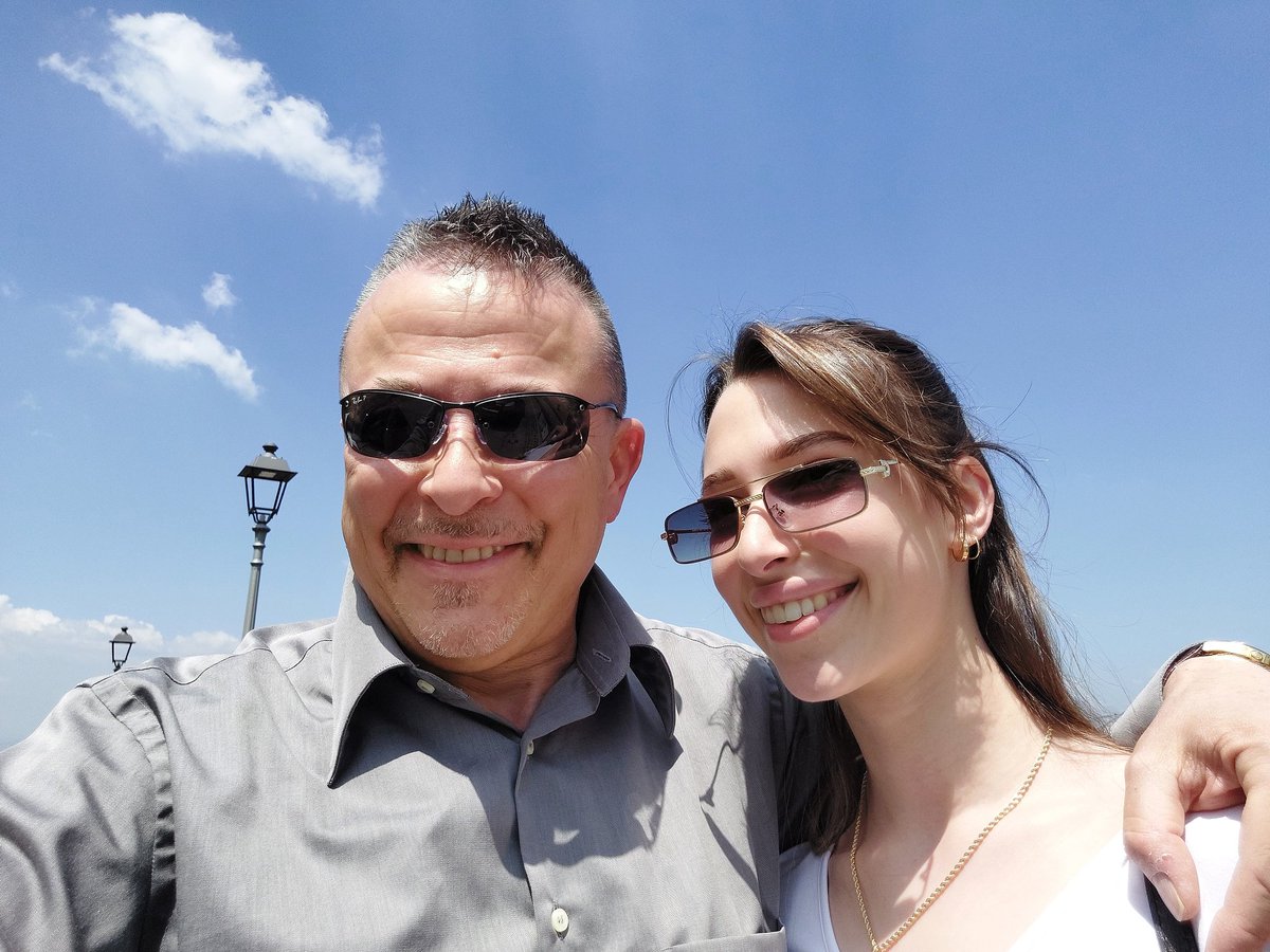 FVillanelli's tweet photo. Frascati (RM), 11 Maggio 2022.
Con #ChiaraVillanelli 💞 https://t.co/pNbh3X8lZx