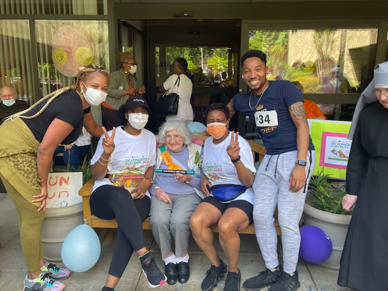 linkedsenior's tweet photo. The 2nd Annual #DC #LongevityFunRun continues today with smiles all around as our runners arrive at Jeanne Jugan Residence/Little Sisters of the Poor! #OldPeopleAreCool #OlderAmericansMonth #gerotwitter @Oldplparecool @TinaSandri @the_beacons @nbcwashington @ACLgov @DACL_DC https://t.co/uhRDZk1FSM