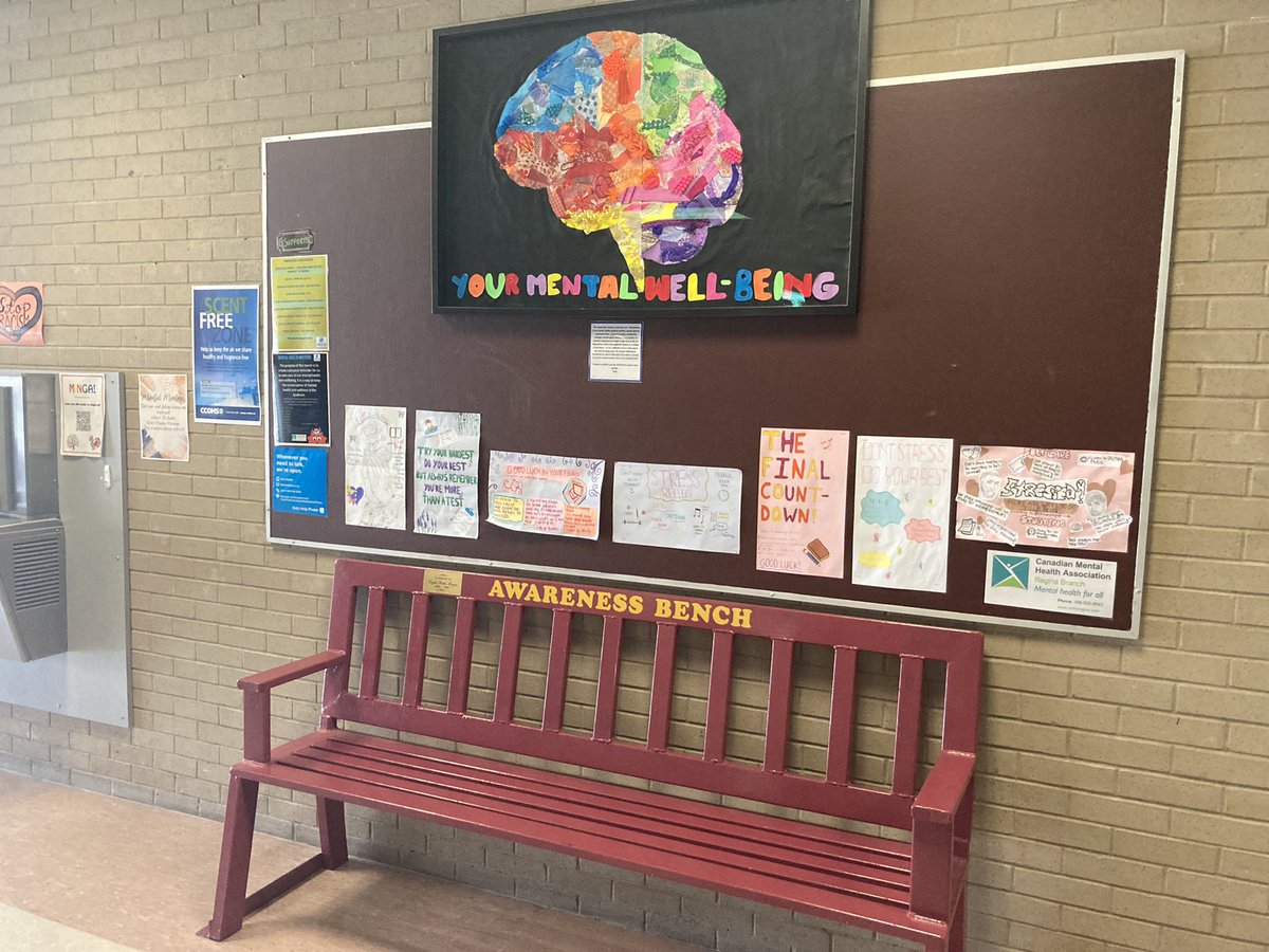 RYJBA's tweet photo. Thank you @leboldushs @RCSD_No81 for the wonderful school of the week visit. The branding and school pride was evident throughout the school. So many amazing programs available at Leboldus 👍@schaser11 @kjehman @vicky_bonnell #JulietBushi #CatholicEdSask https://t.co/nH3jwCWoQ9