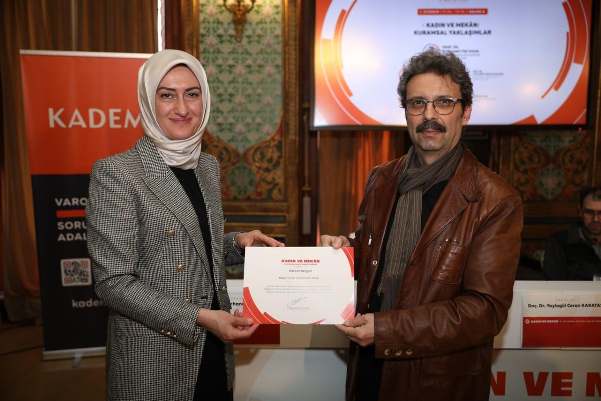 SalihaOkurGmr's tweet photo. Çok çalıştık, yorulduk ama geleceğe adaletten yana bir imza daha attık😊

Mekan ve kadın ilişkisini farklı perspektiflerden değerlendirdiğimiz 8. Toplumsal Cinsiyet Adaleti Kongremize katkı sunan, başta Prof. Dr. Burhanettin Tatar hocamız olmak üzere tüm hocalarımıza teşekkürler. https://t.co/3q8NIJR4ev