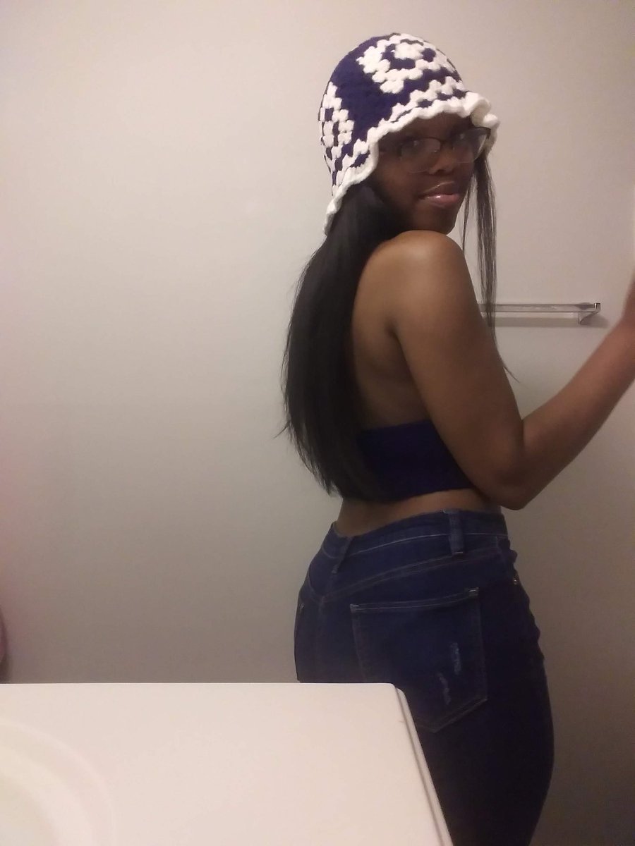chantelunique's tweet photo. Rep ya brand all '22 ❣️🧶🧶 #crochet #BiggBossNonStop #thursdayvibes https://t.co/nUyIsbGMVH