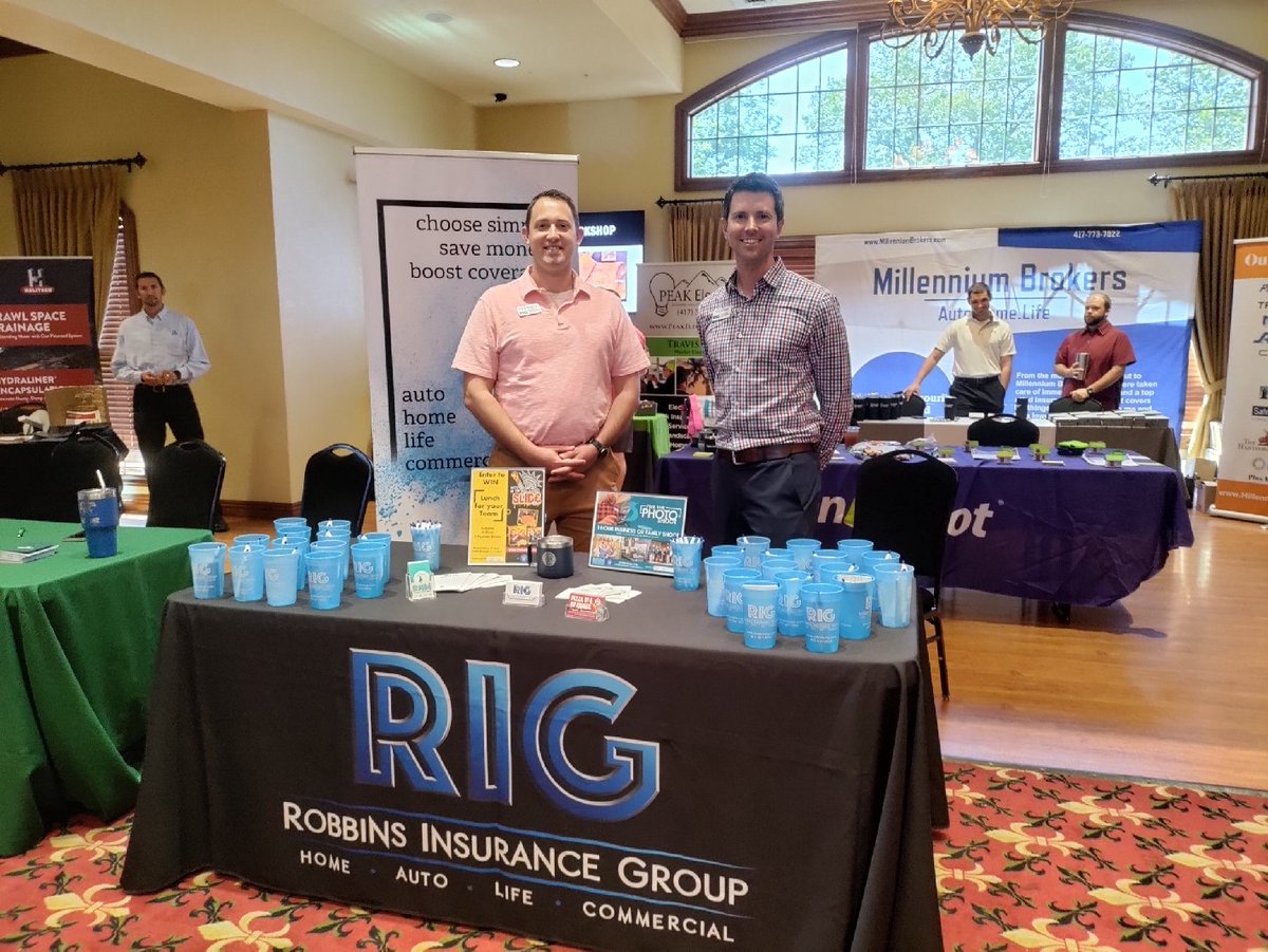 Robbins_IG's tweet photo. Today we spent some time serving the Tri-Lakes Board of Realtors! It's always a joy to serve our local realtors! https://t.co/vBBSUdzVIl