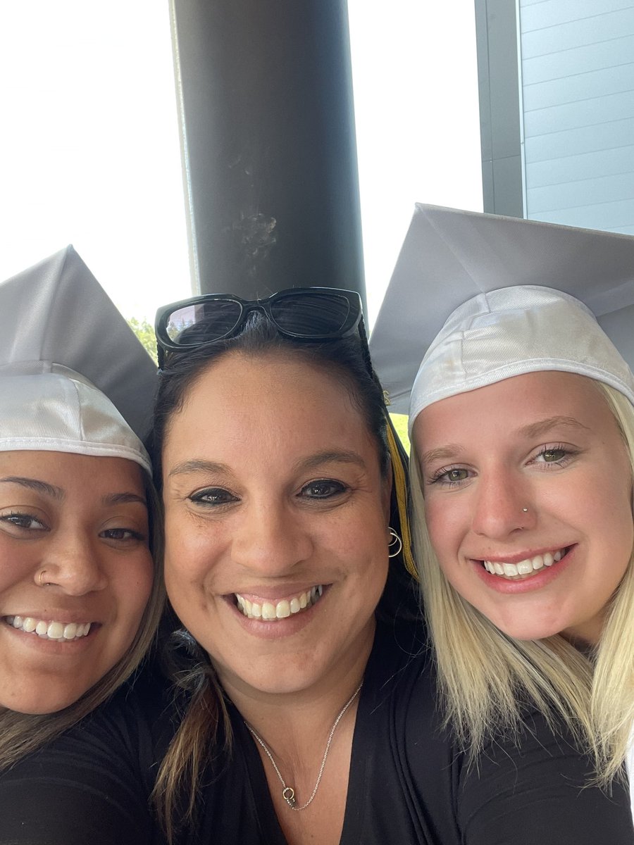 MrsBoydTMS's tweet photo. One of our fave traditions…the senior walk! Even better when one of them belongs to me! ❤️ https://t.co/pkjPBYzt2o