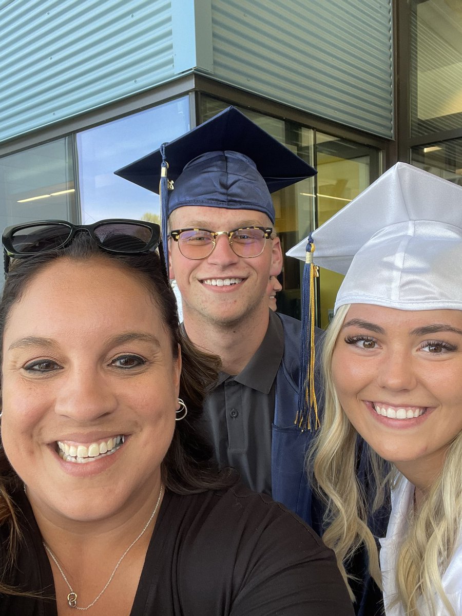 MrsBoydTMS's tweet photo. One of our fave traditions…the senior walk! Even better when one of them belongs to me! ❤️ https://t.co/pkjPBYzt2o