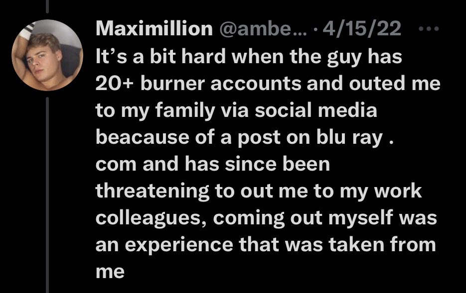 DiscTruther's tweet photo. Imagine pretending to be an ally after OUTING this man (left pic) to his family and then BLACKMAILING him and threatening to out him to his colleagues at work. Guy in the screenshot on the right is an asshole, but this is more targeted HARASSMENT
 
Report The Discfather IG story https://t.co/23oFovcB9d