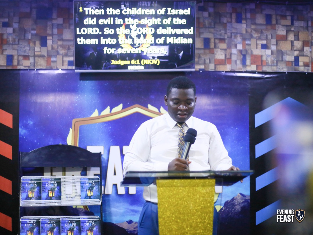 official_tpm16's tweet photo. #UnityofFaith
#ApostleAndrewsAOfori
#Thepowertotransform
#Transforminglives
#thursdayvibes https://t.co/LHas00RzPl