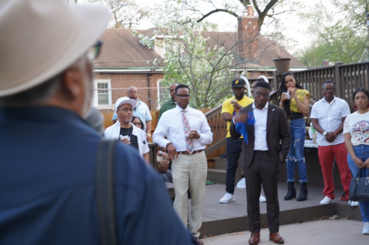 JaymalGreen's tweet photo. To my family and friends, thank you for coming to uplift me during this time. This year is going to be an amazing year and I appreciate your love and support! #ForChicago https://t.co/nwIbkPbGuN