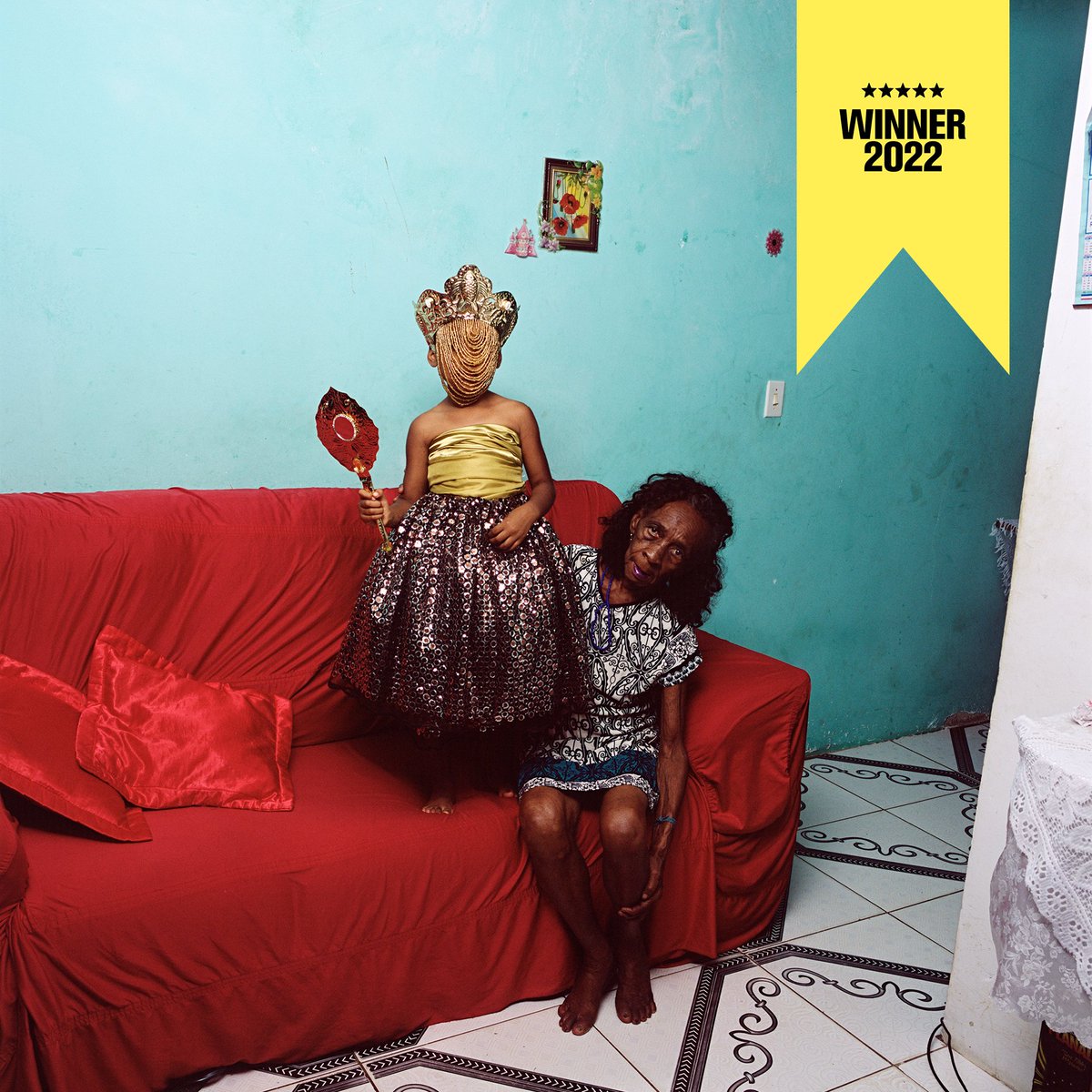 TPGallery's tweet photo. The winner of the Deutsche Börse Photography Foundation Prize 2022 is Deana Lawson!
Lawson (b.1979, New York) was shortlisted for the #DBPFP22 for her exhibition Centropy, shown at Kunsthalle, Basel from 9 June-11 October 2020.
📸 Deana Lawson, An Ode to Yemaya, 2019 https://t.co/5RuEjXyVWJ