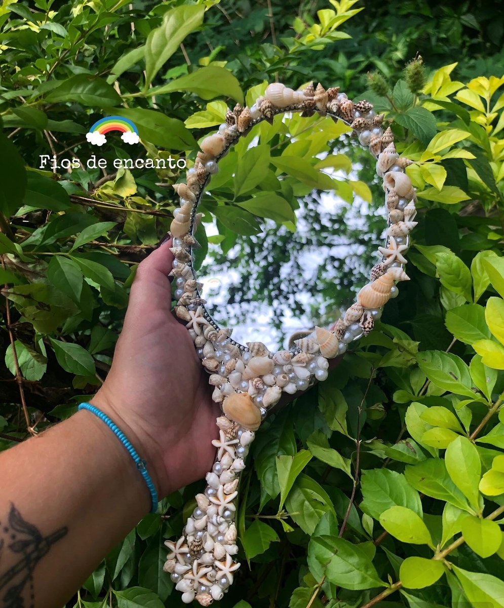 Isso aqui é sobre perfeição!Sobre pensar no santo do início ao fim e sobre VOCÊ proporcionar o melhor para o seu orixá! Somente peças exclusivas, sob encomenda✨

Me segue no Instagram: instagram.com/encanto.fios?i…

Whatsapp: wa.me/message/PQQIJI…

Envio pra todo brasil 🌎