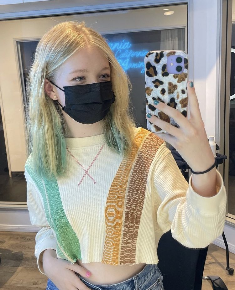 thinkershayr's tweet photo. OMG SHAY RUDOLPH'S NEW HAIR ??? https://t.co/p0SpblapjX