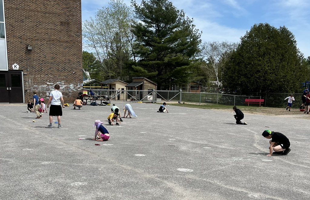 Spent the end of the day decorating <a href="/NAEC_LDSB/">NAEC</a> pavement with 30 messages of kindness and inclusion ☀️